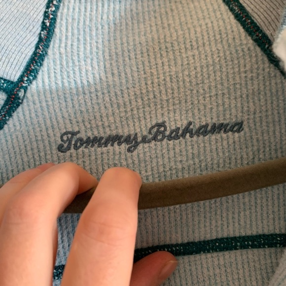 Tommy Bahama Blue Mens Sweatshirt Top Half Zip Size Large Tropical Shirt - Picture 2 of 3